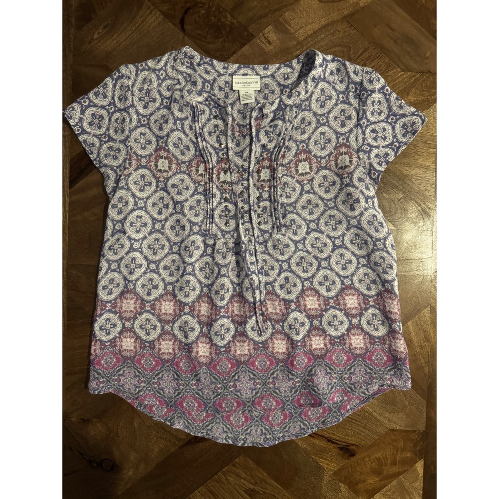 Liz Claiborne Petite Boho Indie Casual Geometric Print Short Sleeve Top PM